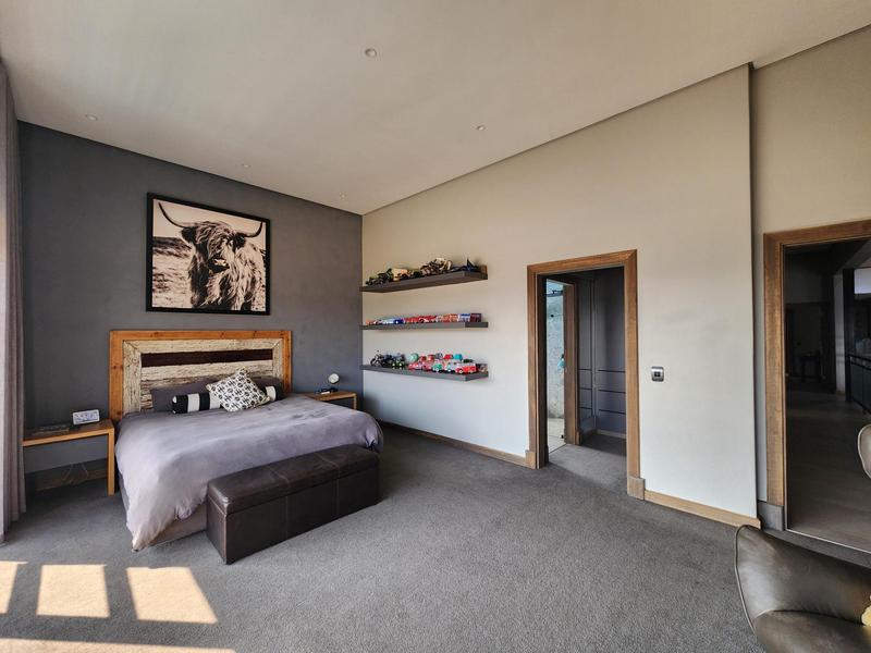 5 Bedroom Property for Sale in Heron Banks Golf Estate Free State